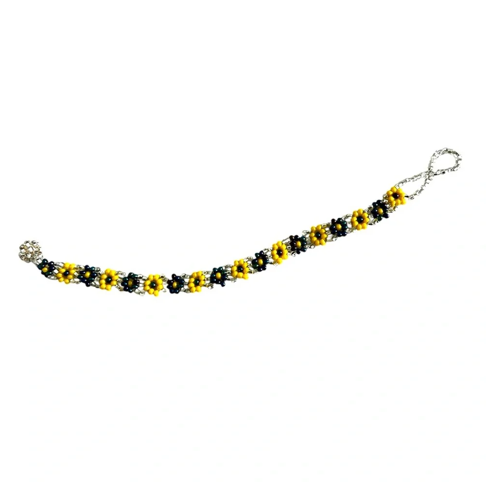 Mexican Handmade Beaded Bracelet - Picture 2 of 5